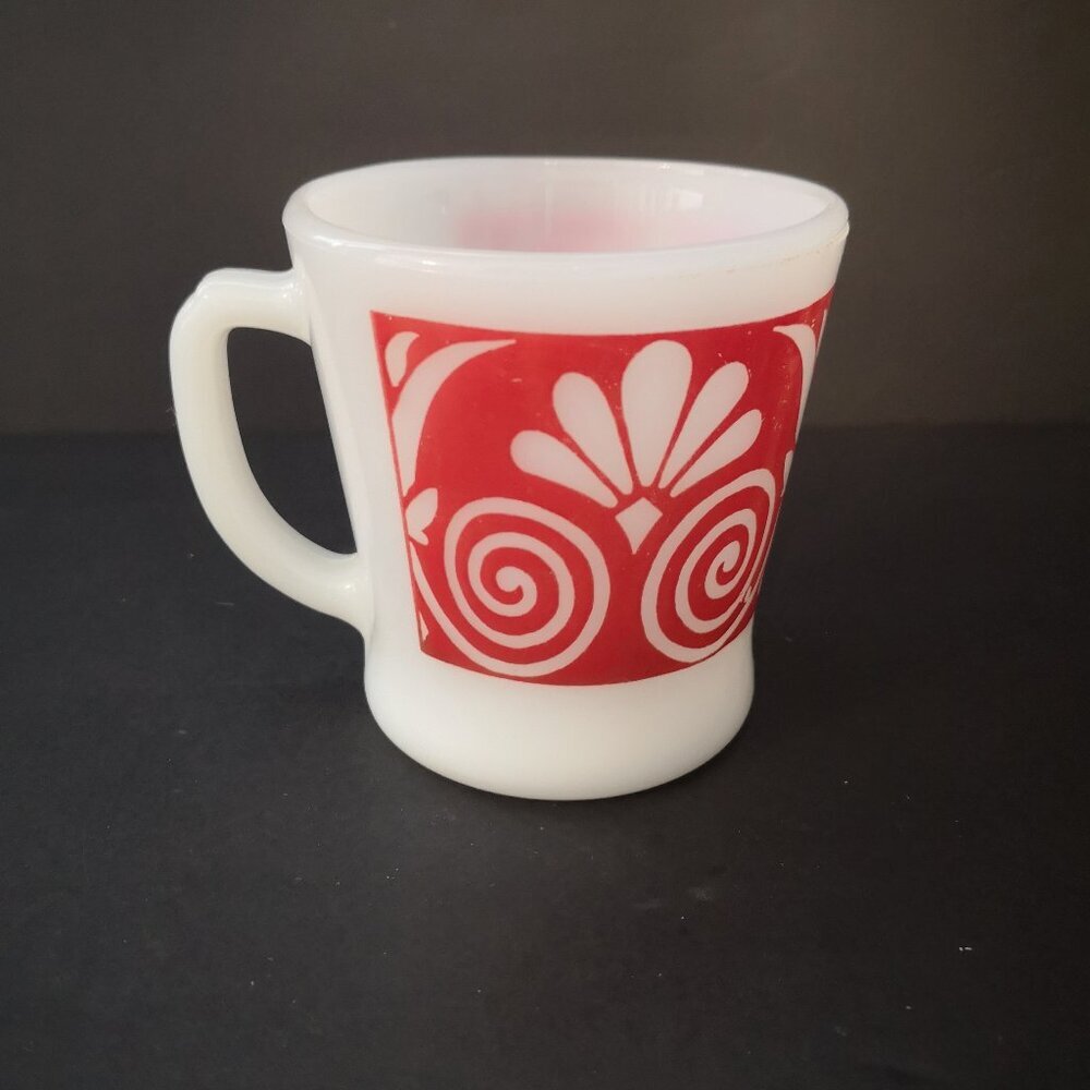 VTG Anchor Hocking Fire King Red Dalia Milk Glass Coffee/Tea Mug with "D" Handle